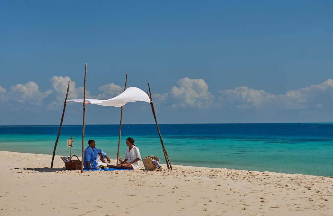 Échappée de noces sur l'île de Mnemba à Zanzibar - Pique-nique en amoureux - Amplitudes
