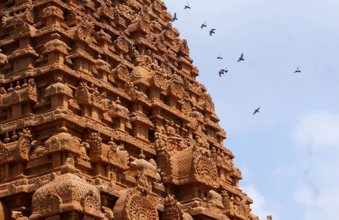 Combiné Inde Sri Lanka - façade du temple temple Brihadeeswara - Amplitudes