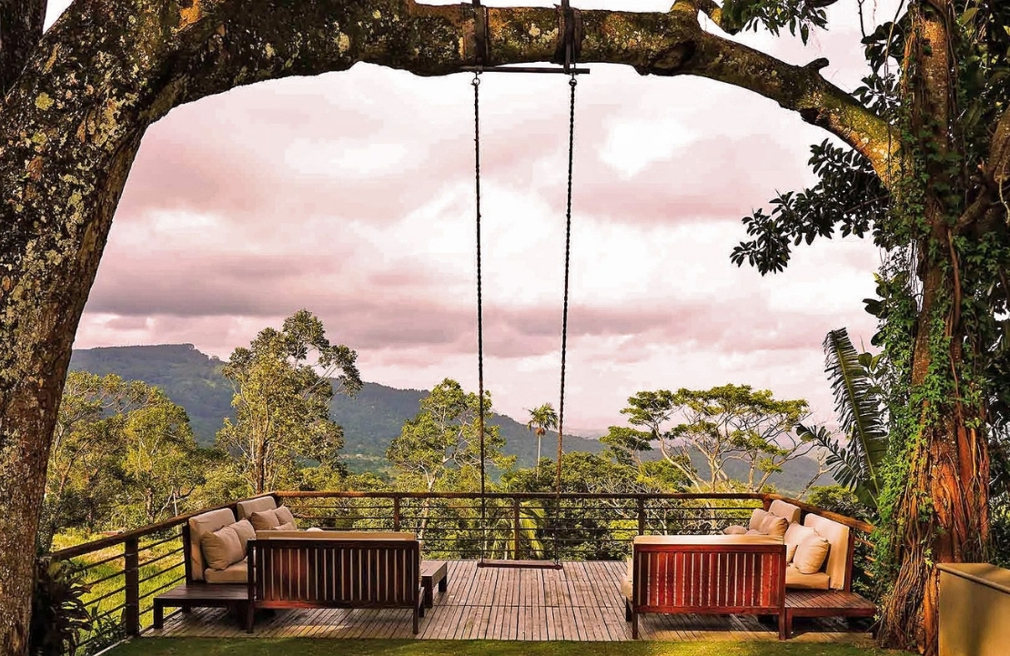 Séjour Kandy - La terrasse du W15 Hanthana, l'un des plus beaux hôtel de luxe du Sri Lanka - Amplitudes