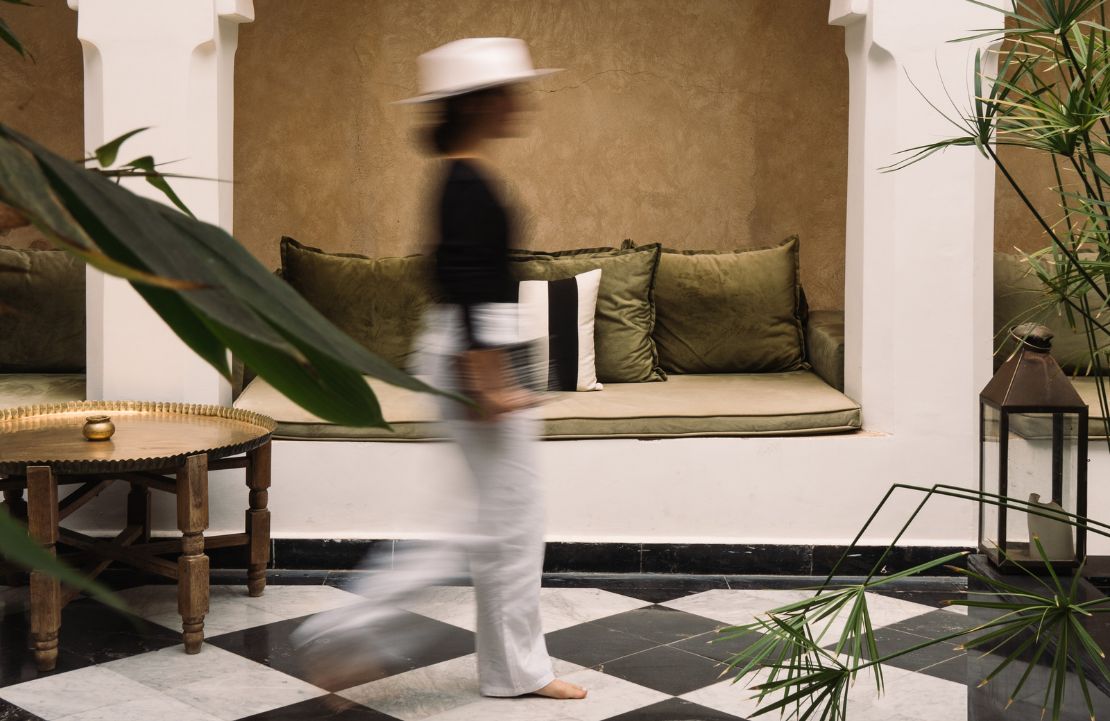 Séjour au riad Sakkan Marrakech - patio extérieur du riad - Amplitudes