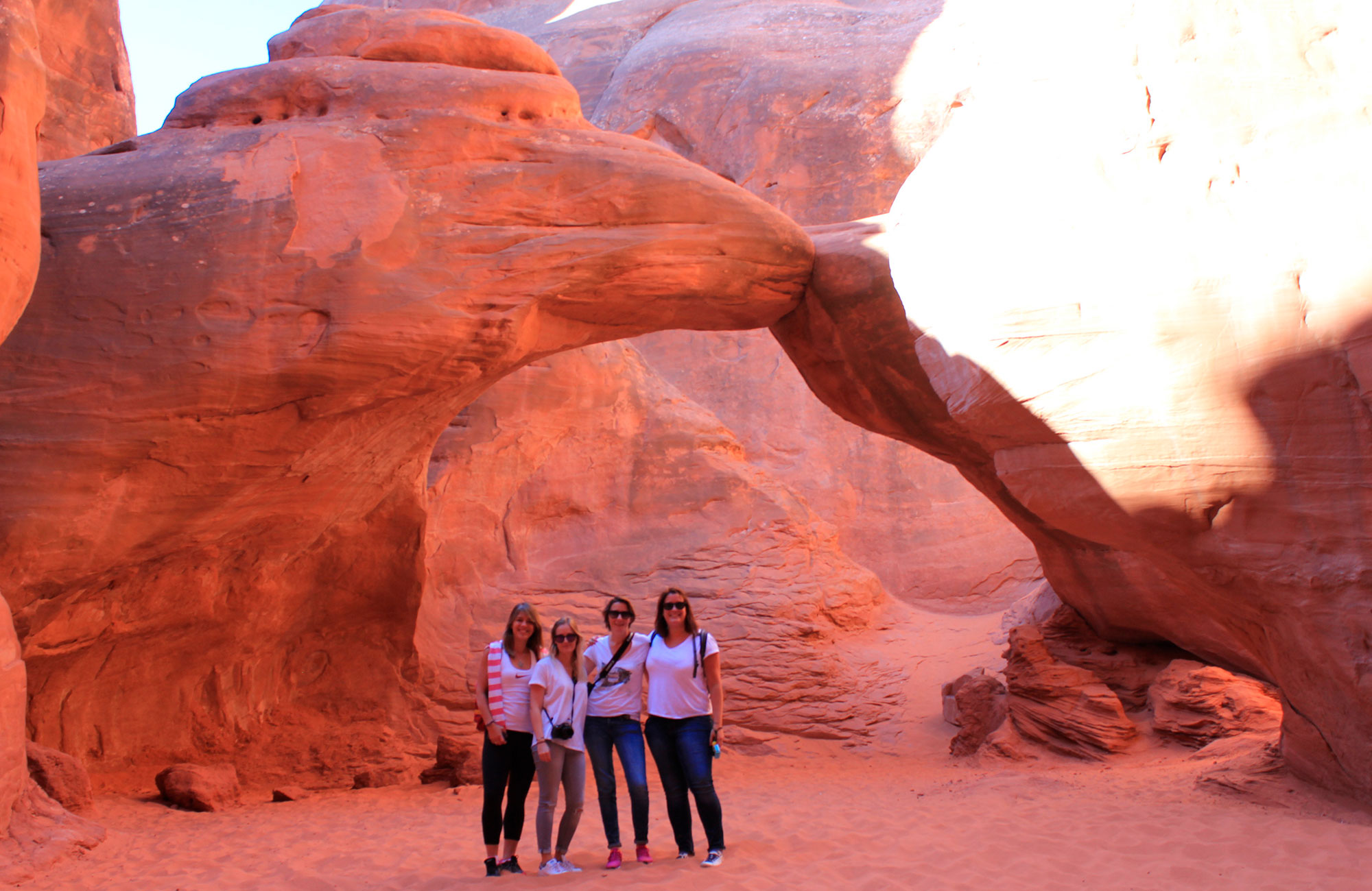 Sand Dunes Arch 