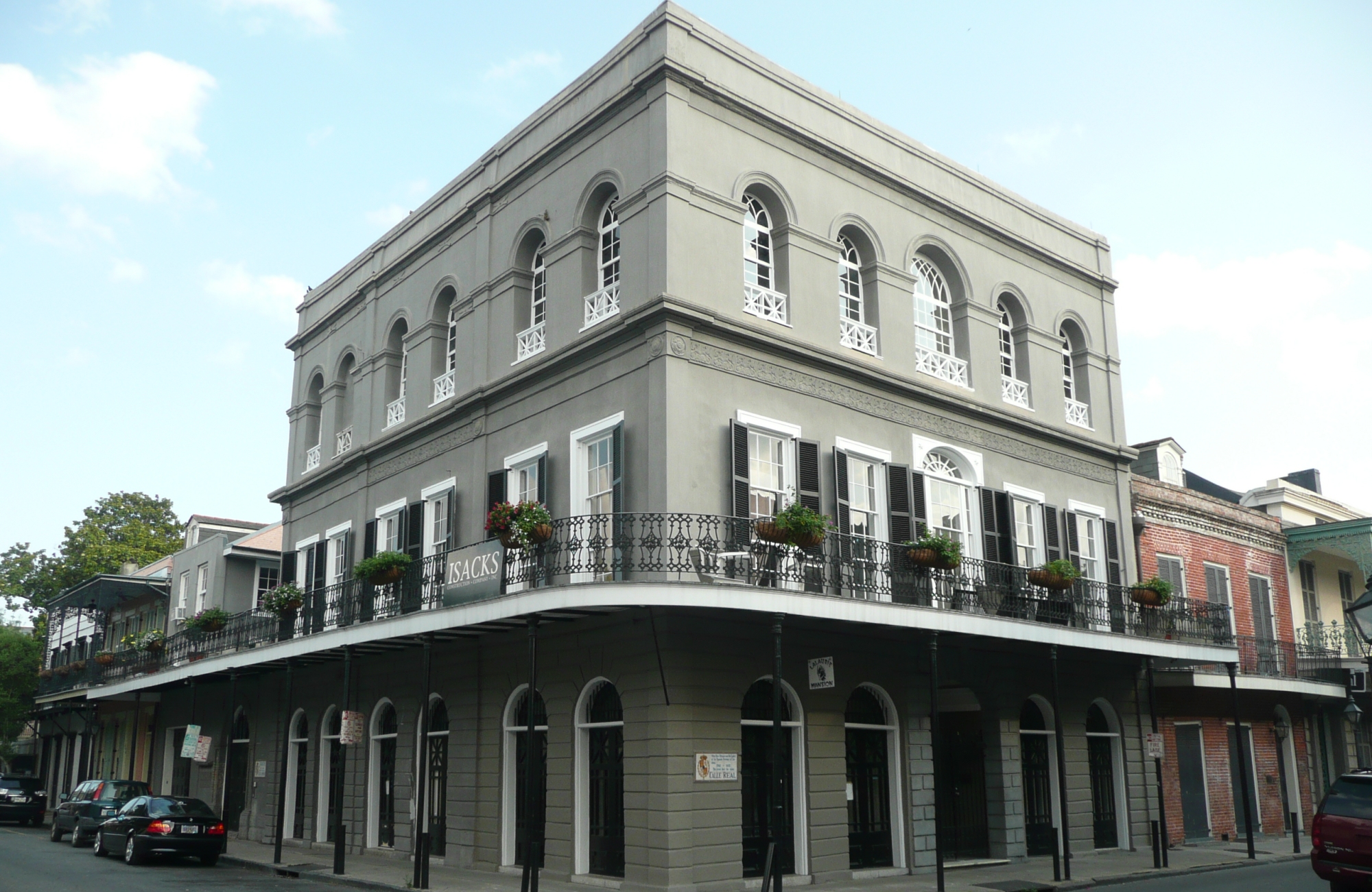 the_lalaurie_mansion-credits-flickr-infrogmation-nouvelle-orleans