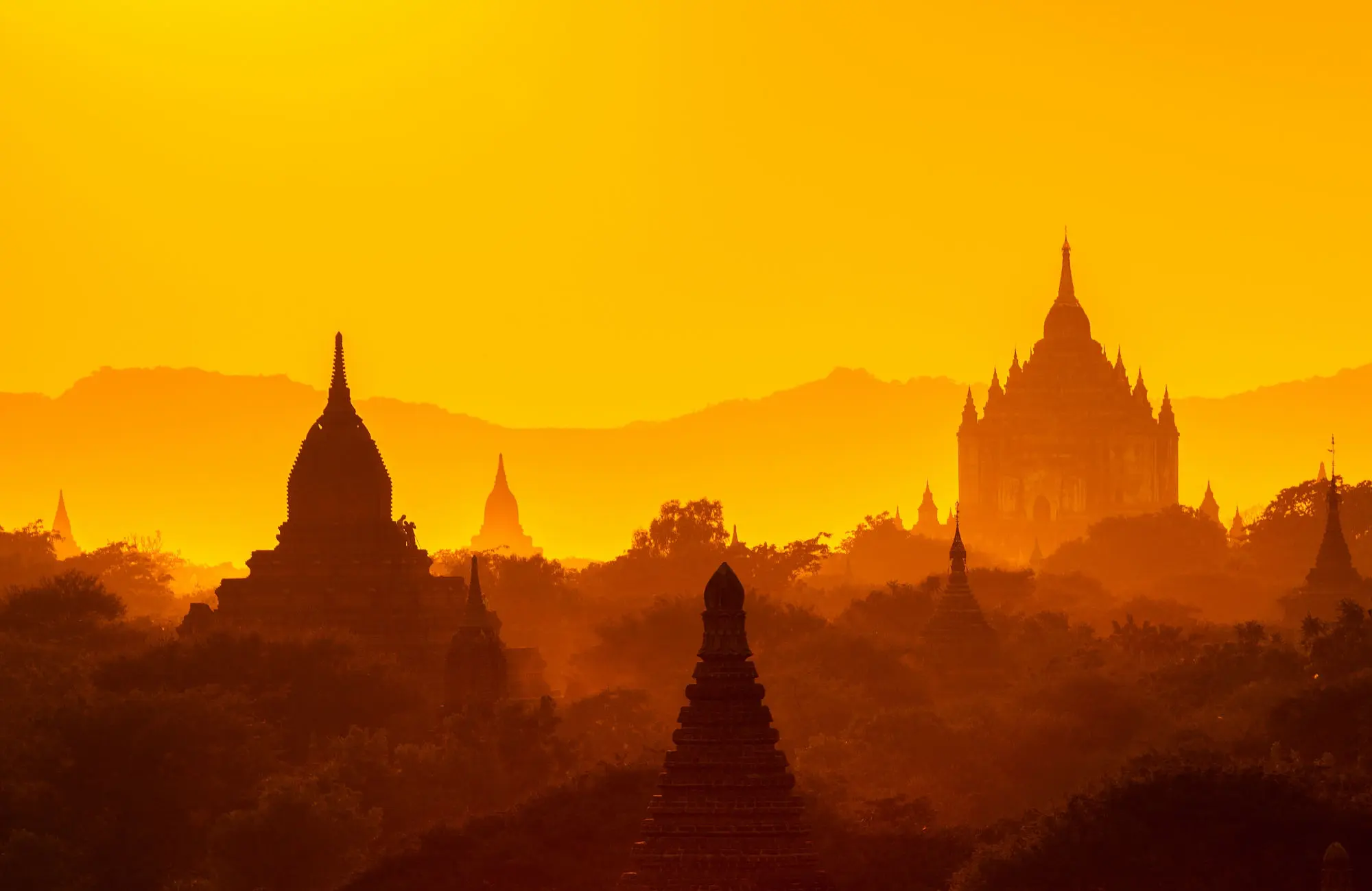 Golden hour à Bagan au Myanmar par Amplitudes
