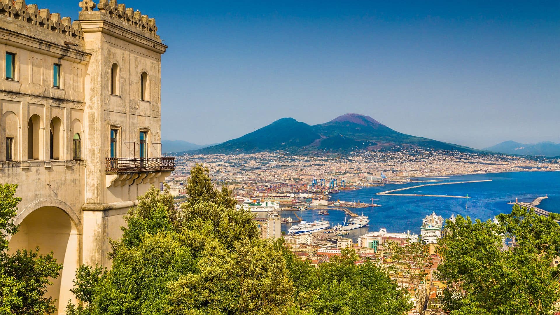 Voyage en Italie - La ville de Naples - Amplitudes