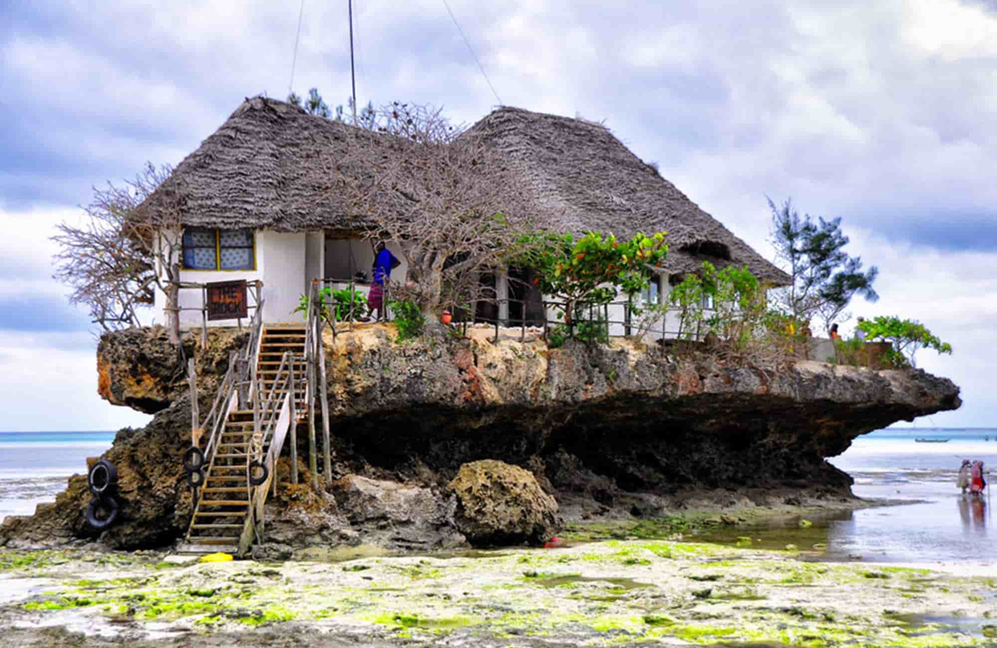 Voyage à Zanzibar - Restaurant The Rock - Amplitudes