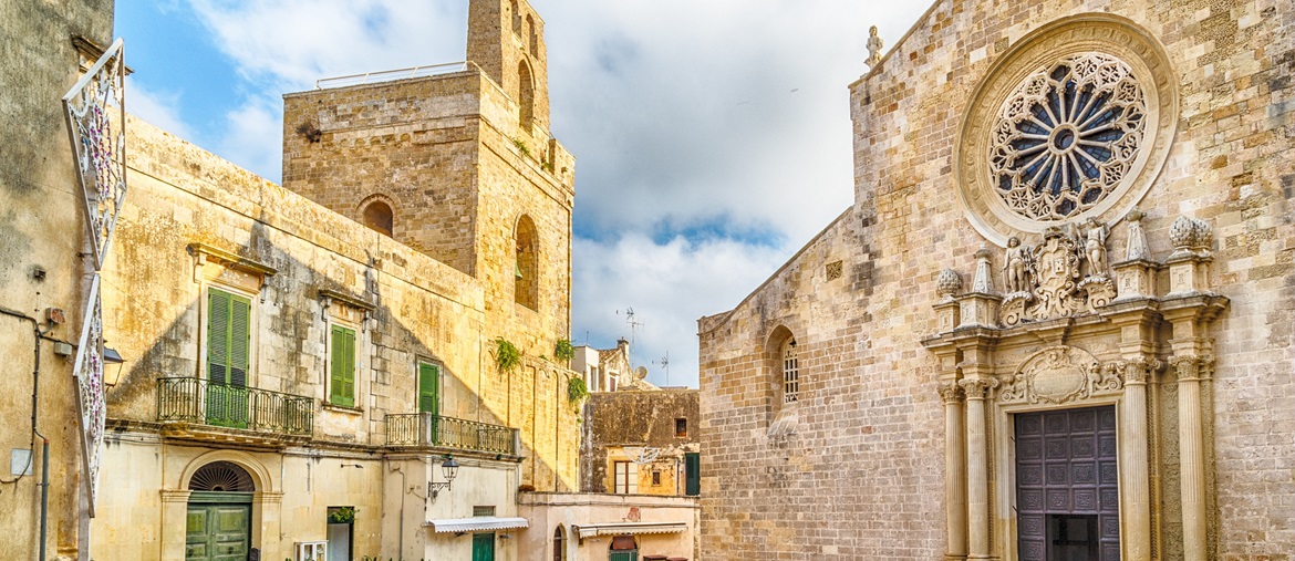 Voyage en Italie - Église médiévale d'Otranto - Amplitudes