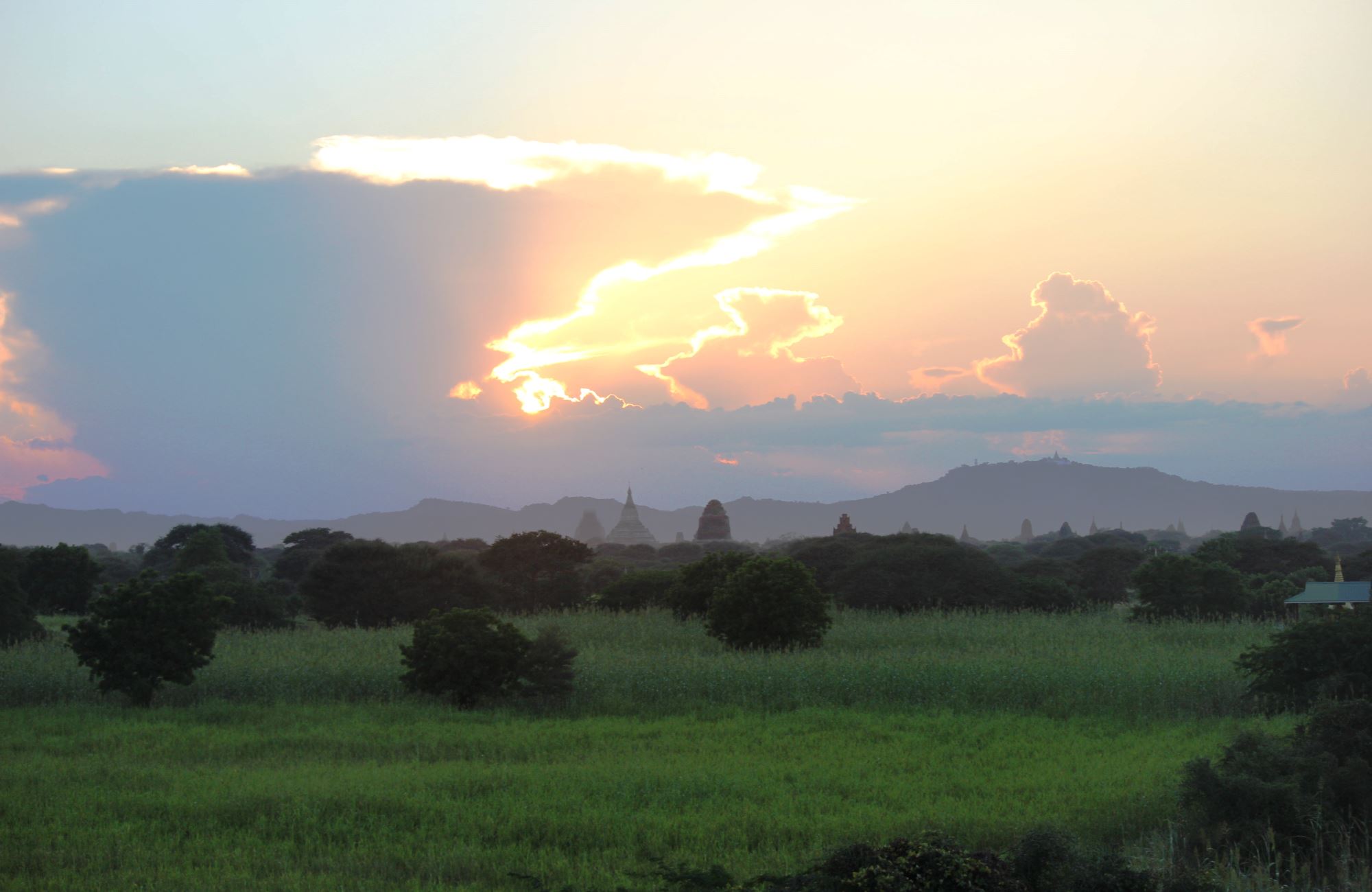 Voyage Birmanie - Bagan - Sunset Hill - Amplitudes