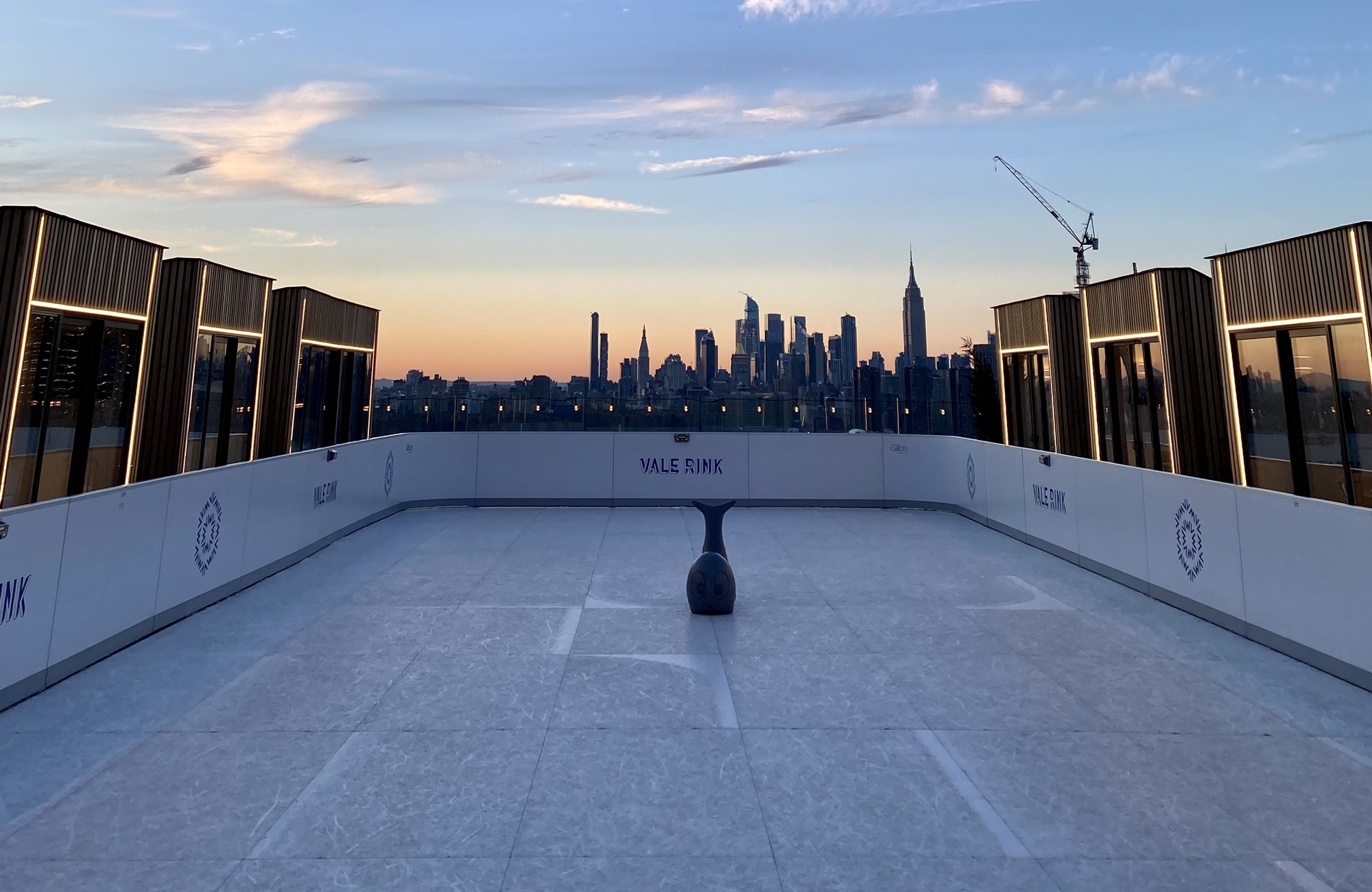 Rooftop Williamsburg - Patinoire William Vale Hotel - Amplitudes