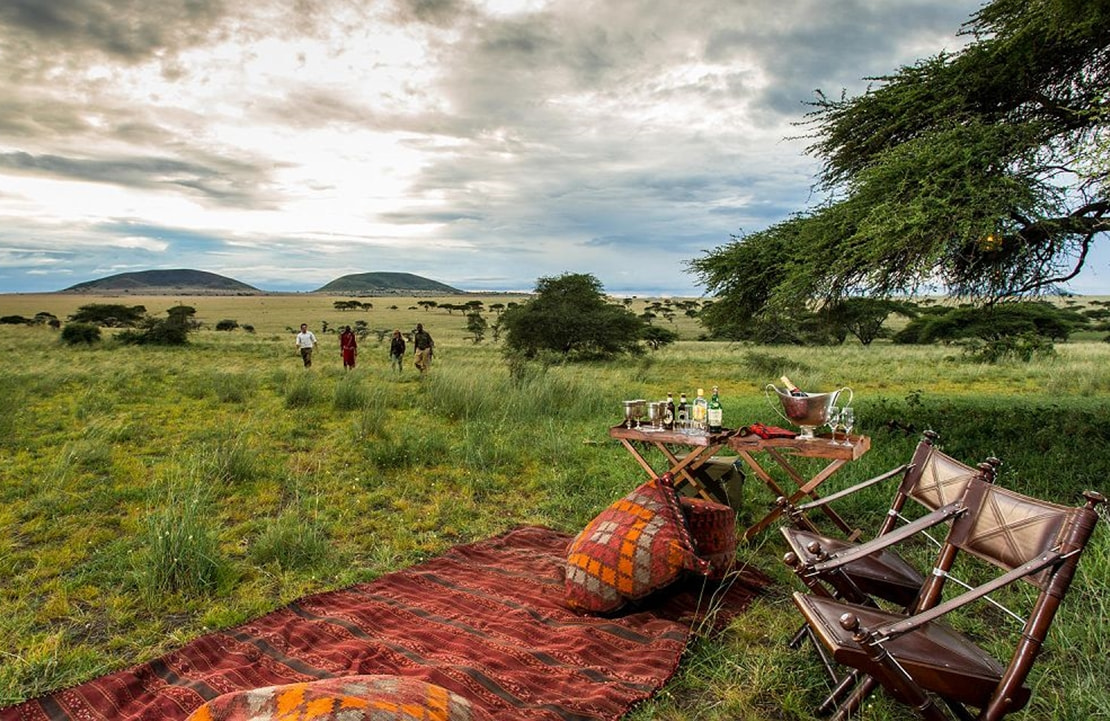 Séjour Ol Donyo Lodge au Kenya - Apéritif dans le Parc national de Chyulu Hills - Amplitudes