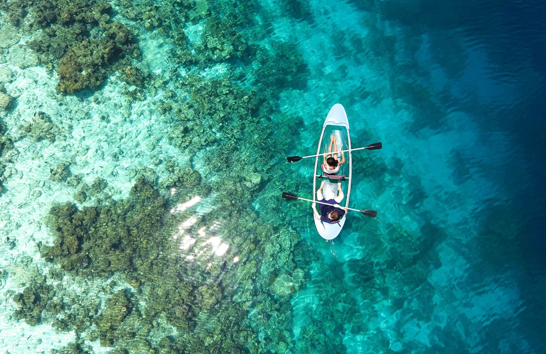 Lune de miel aux Maldives - Kayak transparent sur les eaux transparentes - Amplitudes