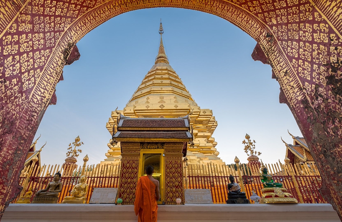 Voyage culturel en Thaïlande - Les stupas du Wat Thrat Doi Suthep - Amplitudes