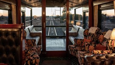 Voyage en trains de luxe - La voiture panoramique Rovos Rail - Amplitudes