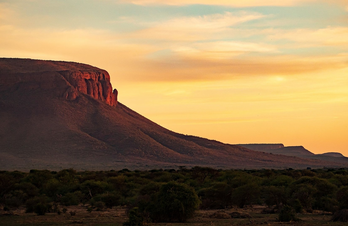 Circuit chauffeur-guide en Namibie - Crépuscule sur le plateau de Waterberg - Amplitudes