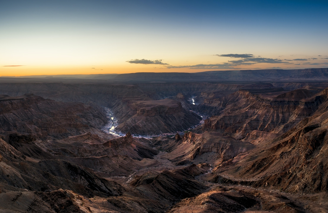 Excursion de luxe en Namibie - Vue aérienne du Fish River Canyon - Amplitudes