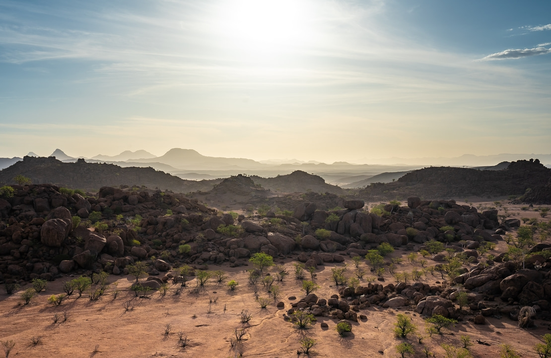 Paysage Namibie - Désert et montagnes du Damaraland - Amplitudes