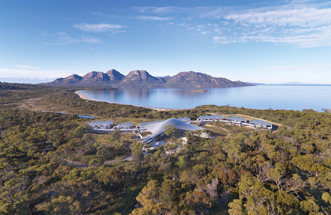 Voyage de noces en Tasmanie - Le Saffire Freycinet vu du ciel - Amplitudes