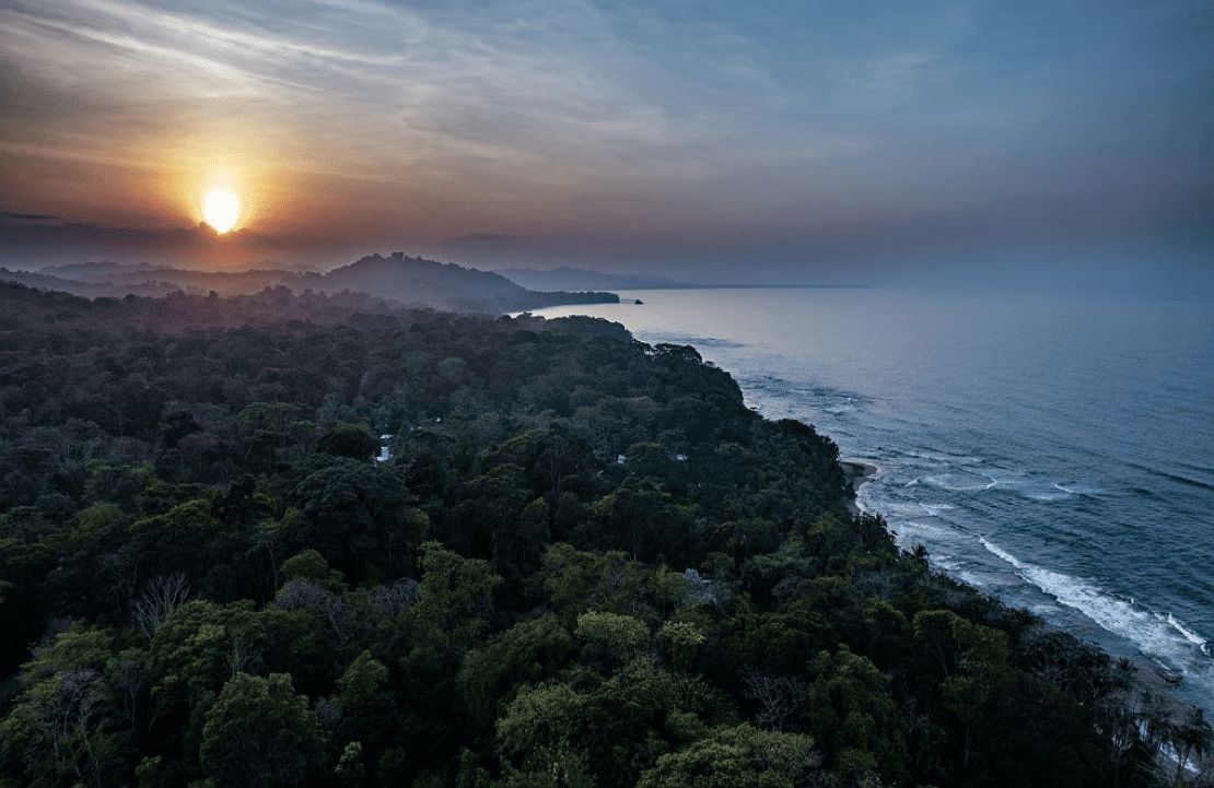 Que faire au Costa Rica – Le soleil se couche sur Cahuita - Amplitudes