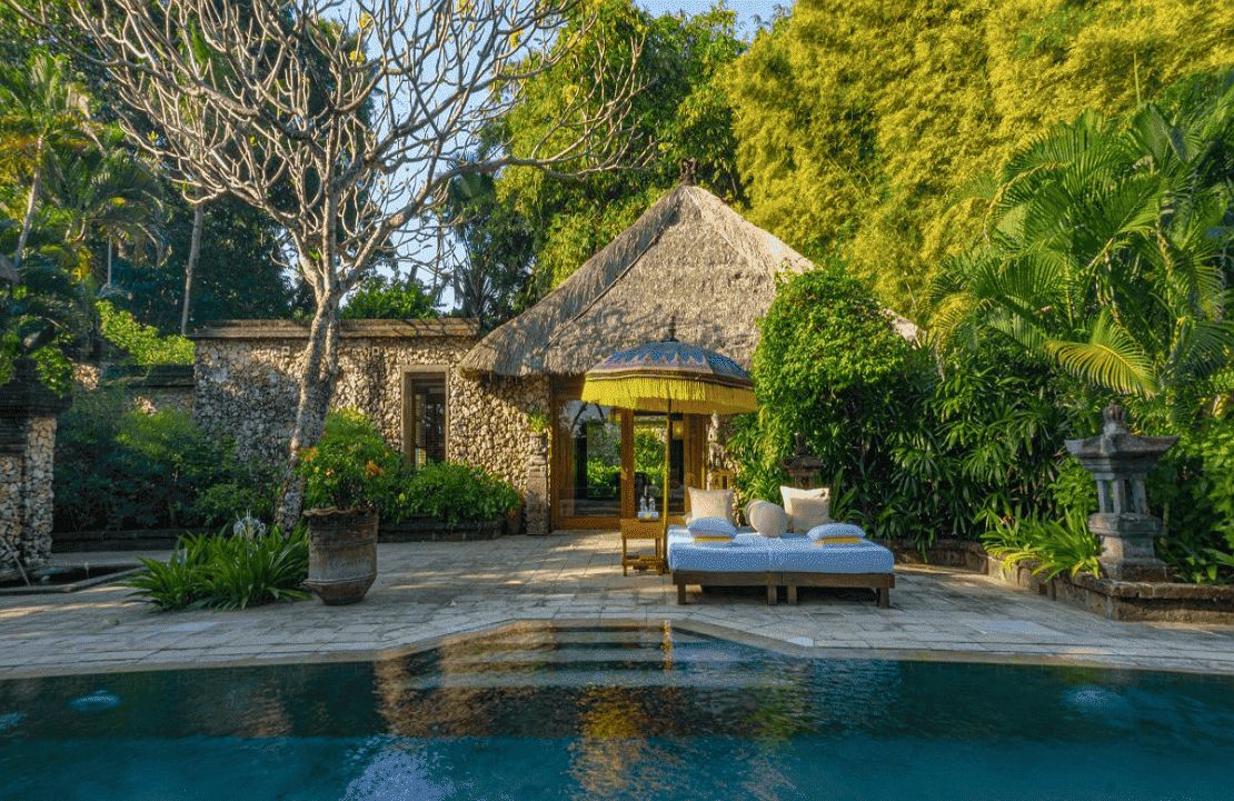 Hôtel balinais pour un voyage de noces – Le calme s’installe dans les villas de The Oberoi Beach Resort- Amplitudes