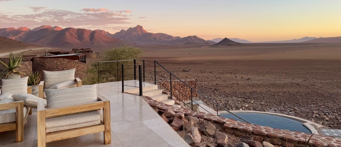 Séjour au andBeyond Sossusvlei Desert Lodge - Le soleil se couche sur le désert du Namib - Amplitudes