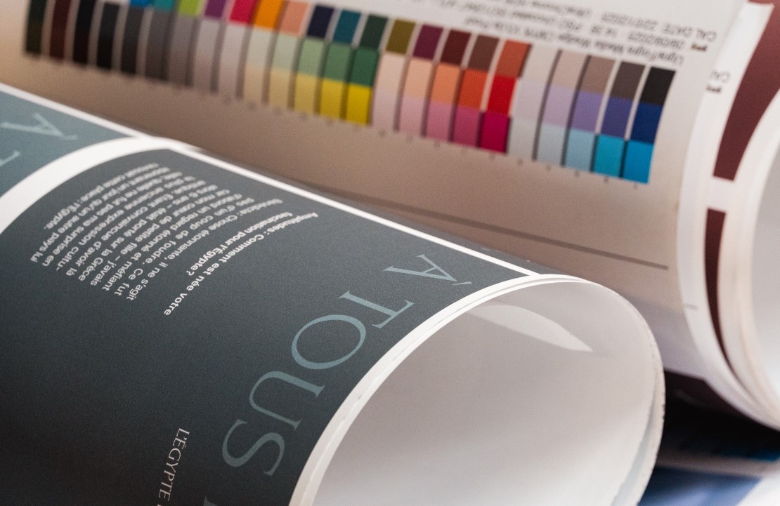 Travail des couleurs – Page de brochure - Amplitudes