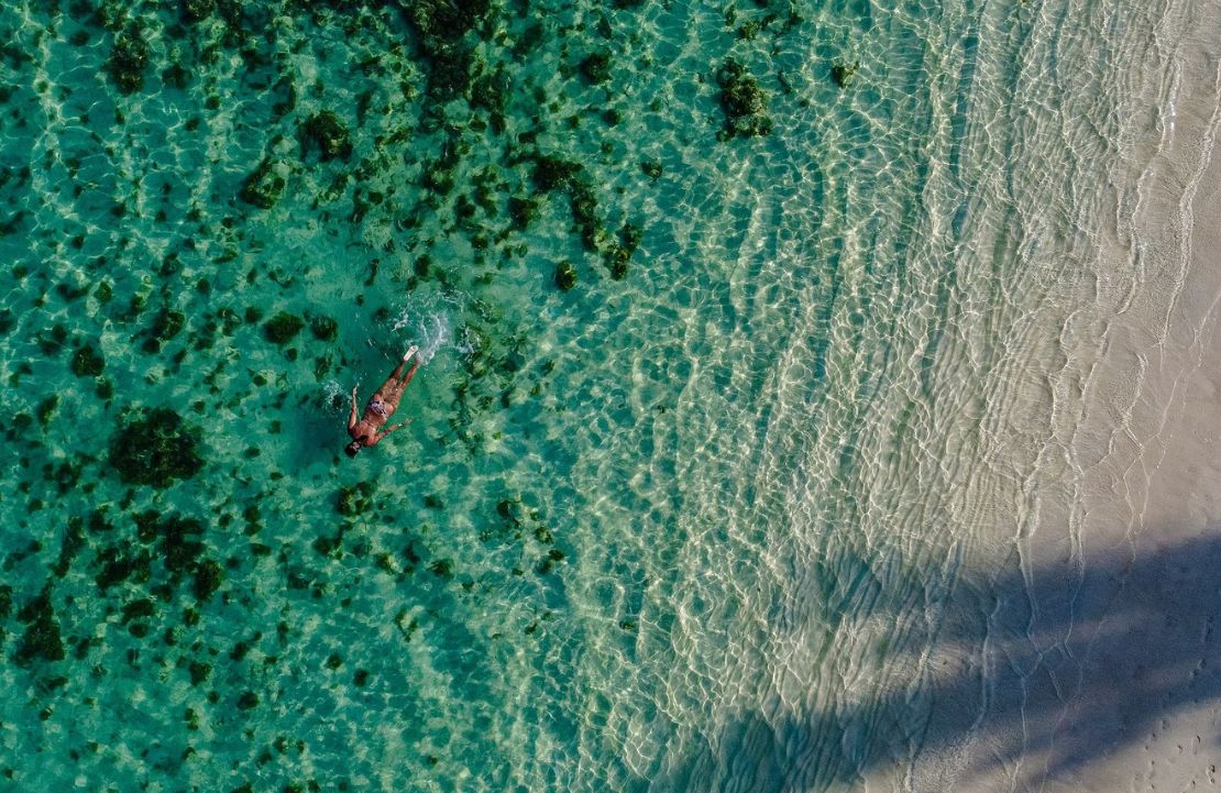Séjours golf à l'île Maurice - snorkeling à la plage- Amplitudes