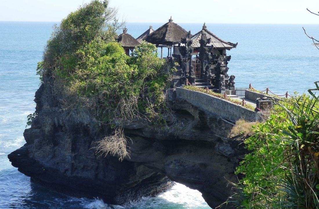 Voyage en famille à Bali - temple Tanah Lot - Amplitudes