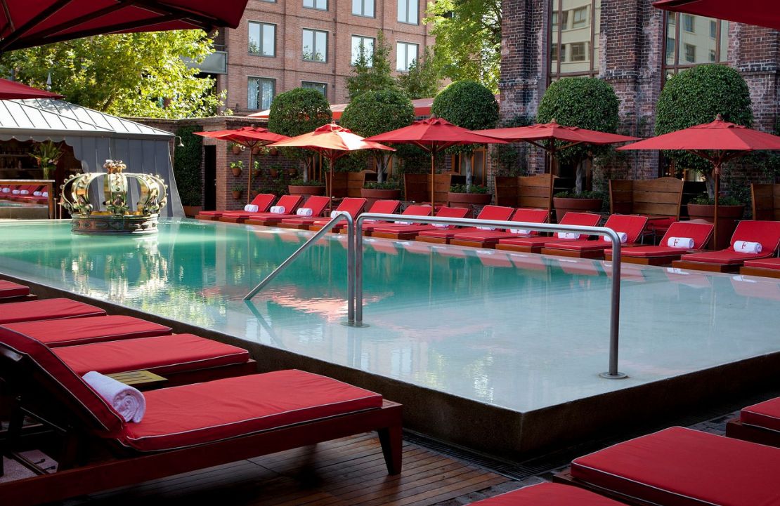 Séjour au Faena Buenos Aires - piscine extérieure - Amplitudes