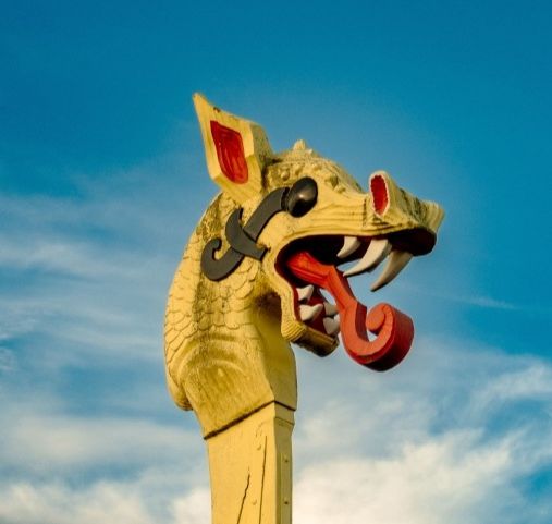 Voyage de luxe en Norvège - Une tête de dragon de drakkar - Amplitudes