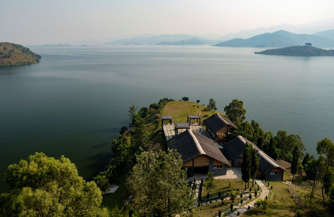 Voyage en amoureux au LUX* Lake Kivu -Un abri exceptionnel perché sur un splendide miroir d'eau - Amplitudes
