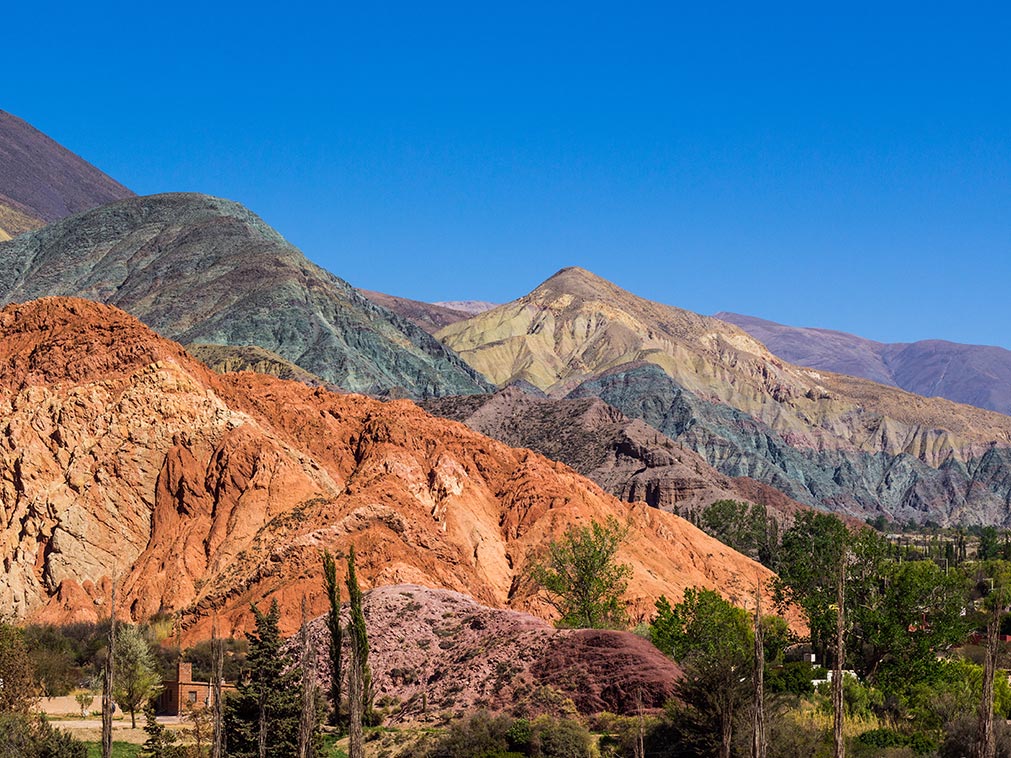 purmamarca_montagne_sept_couleurs_argentine