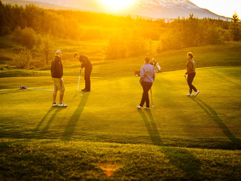 golf_hotel_akureyri_islande_groupe