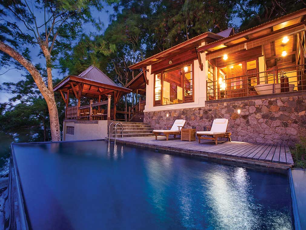 seychelles_sejour_balneaire_enchanted_piscine