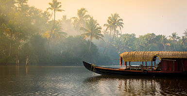 Bateau dans les backwaters