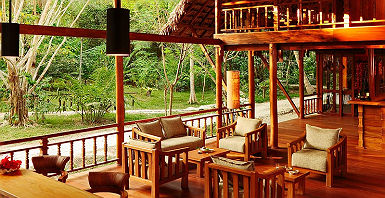 accroche-barefoot-at-havelock