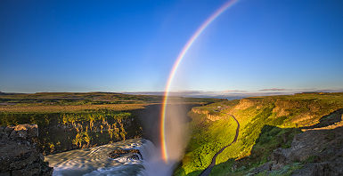 Cascade de Gullfoss sous un arc-en-ciel - Islande