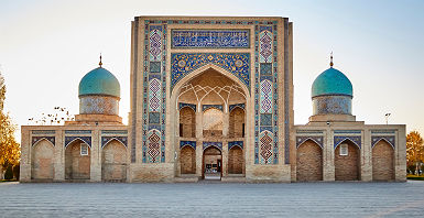 Ouzbékistan - Vue sur la place Hast Iman à Tashkent