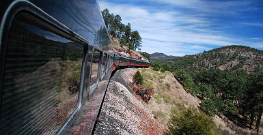 Chepe train in Barranca del Cobre