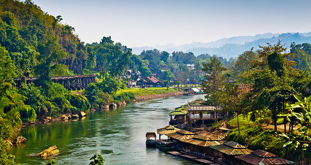 La rivière Kwai près de Kanchanaburi - Thailande