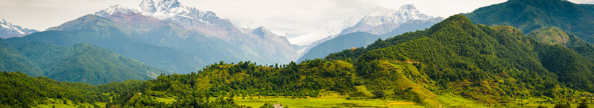 Vue du Machapuchare et L'Annapurna près de Pokhara - Népal