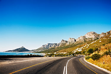 Afrique du Sud - Route menant vers les montagnes Les Douze Apôtres à Cape Town