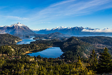 Argentine - Vue sur le lac depuis le point d'observation Cerro Campanario au parc national Nahuel Huapi