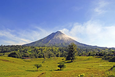 Costa Rica - Vue sur le volcan Arenal