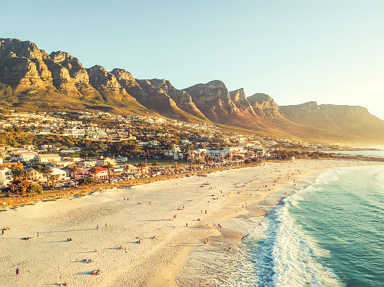 Vue aérienne de Camps Bay, Le Cap - Afrique du Sud