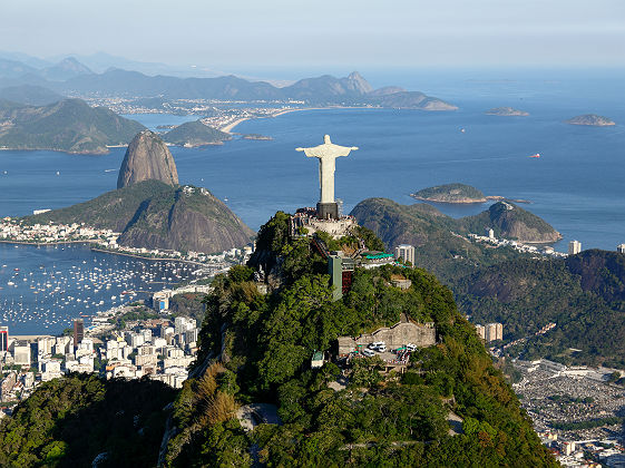 Le Christ Rédempteur et le Pain de Sucre à Rio de Janeiro - Brésil