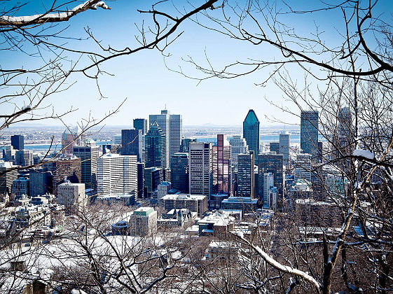 Vue sur la ville de Montreal en hiver