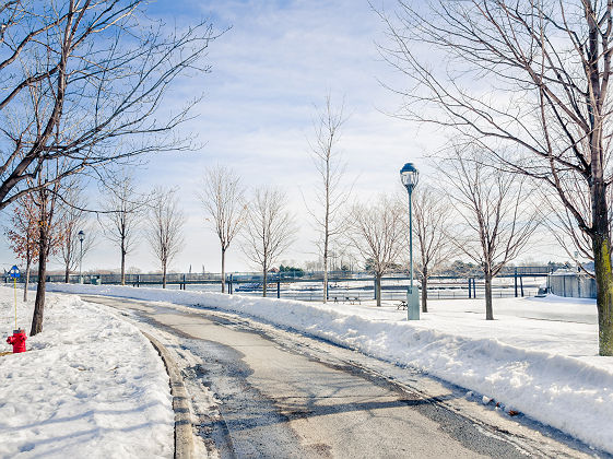 Parc sous la neige à Montréal - Québec