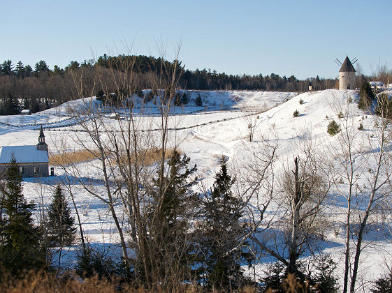 Le Baluchon Eco-villegiature - Vue sur le moulin