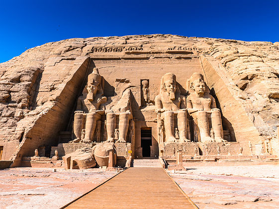 Egypte- Le grand temple de Ramsès II à Abou Simbel