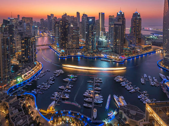 Marina de Dubaï de nuit - photo visitdubai