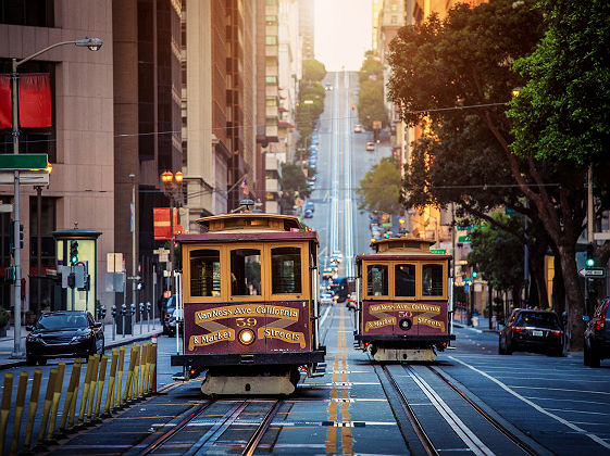 Californie - Vue sur les rues arpentées de San Francisco et ses tramways²